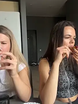 Stripchat Free Live Porn of AngelMiaM