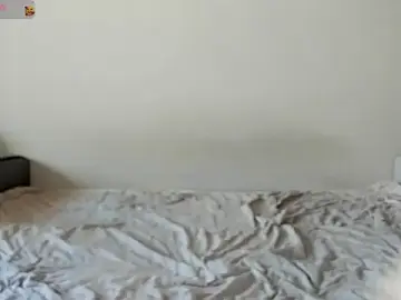 Stripchat Live Sex Cam of JuiliOnesunray
