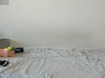 Stripchat Sex Cam of JuiliOnesunray