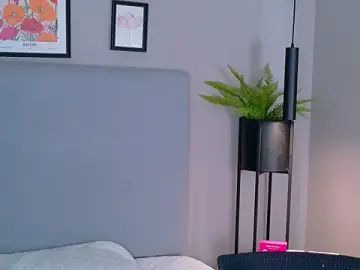 Stripchat Nude Webcam of LanaRozz