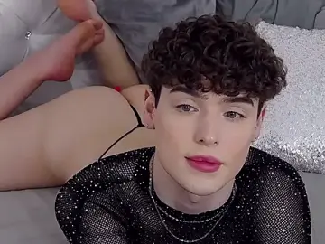 Stripchat Free Porn Cam of RobbyCharming