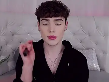 Stripchat Live Sex Cam of RobbyCharming