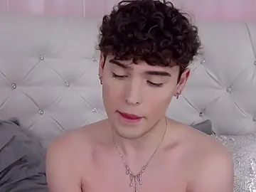 Stripchat Free Live Porn of RobbyCharming