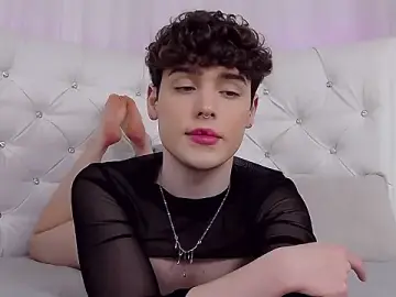 Stripchat Best live sex cam show of RobbyCharming