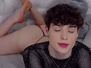 Stripchat Free Porn Cam of RobbyCharming