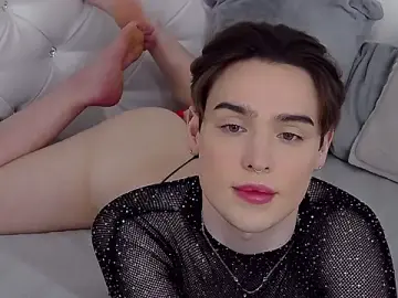 Stripchat Watch Live Sex Cams of RobbyCharming