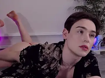 Stripchat Sex Cam of RobbyCharming