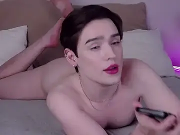 Stripchat Free Porn Cam of RobbyCharming
