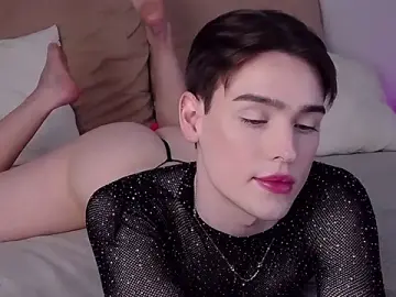 Stripchat Sex Cam of RobbyCharming