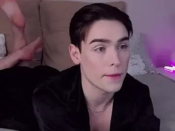 Stripchat Watch Live Sex Cams of RobbyCharming