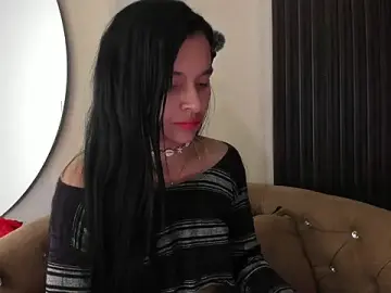 Stripchat Sex Cam of _shantal_smith