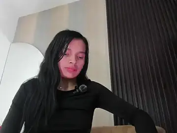 Stripchat Sex Cam of _shantal_smith