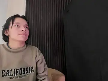 Stripchat Adult Webcams of _shantal_smith