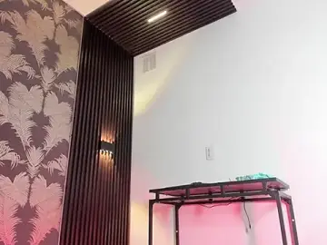 Stripchat Sex Chat of _shantal_smith