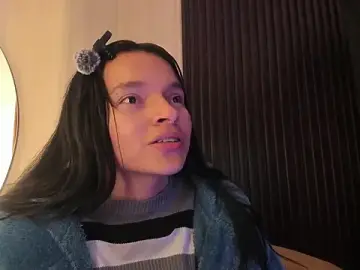 Stripchat Free Porn Cam of _shantal_smith