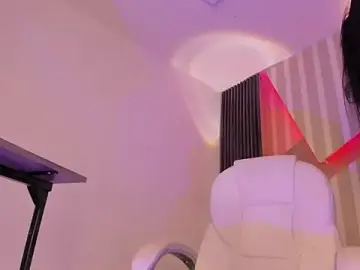 Stripchat Adult Video Chat of _shantal_smith