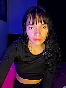 Stripchat Sex Cam of _shantal_smith