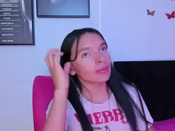 Stripchat Free Porn Cam of _shantal_smith