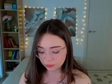 Stripchat Adult Webcam of MilenaSaint
