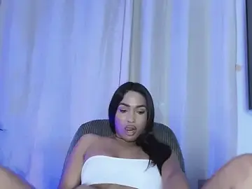Stripchat Watch Live Sex Cams of carminaurmommy