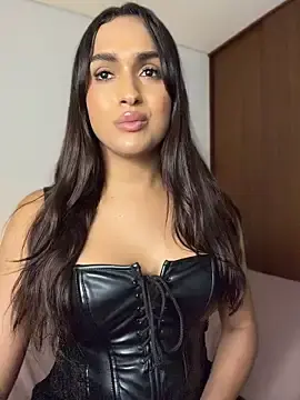 Stripchat Nude Webcam of carminaurmommy