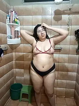 Stripchat Adult Webcam of DanelyLopez
