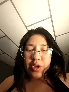 Stripchat Free Live Porn of DanelyLopez