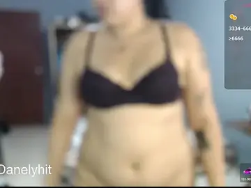 Stripchat Live Porn of Danelyhit