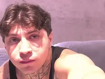 Stripchat Sex Cam of Nicky_and_Blake