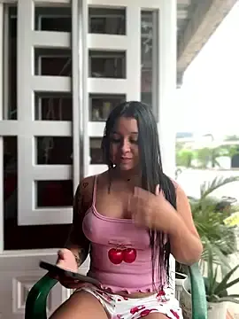 Stripchat Free Live Porn of Pretty_Isadora