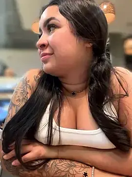 Stripchat Watch Live Sex Cams of Pretty_Isadora