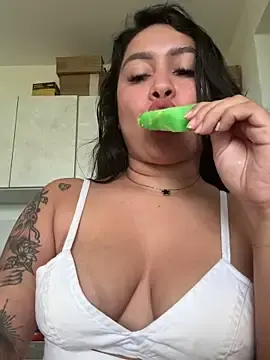 Stripchat Sex Cam of Pretty_Isadora