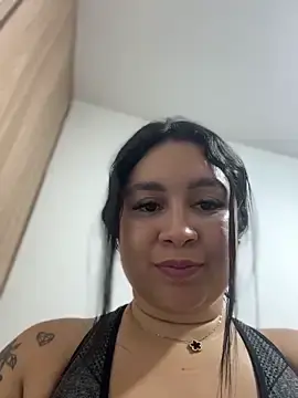 Stripchat Adult Webcams of Pretty_Isadora