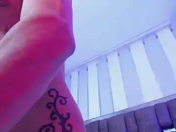 Stripchat Free Porn Cam of AkazaBoy_