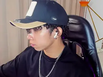 Stripchat Adult Webcam of AkazaBoy_