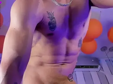 Stripchat Live Sex Cam of AkazaBoy_
