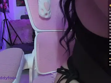 Stripchat Best live sex cam show of MaddyFooxx