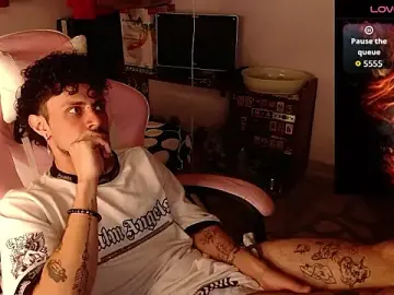 Stripchat Nude Webcam of Apolo_S