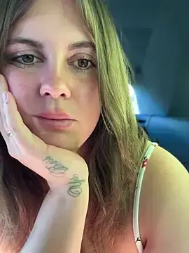 Stripchat Watch Live Sex Cams of Samantha_official