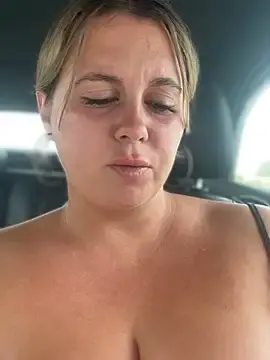 Stripchat Free Porn Cam of Samantha_official