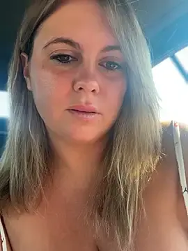 Stripchat Free Porn Cam of Samantha_official