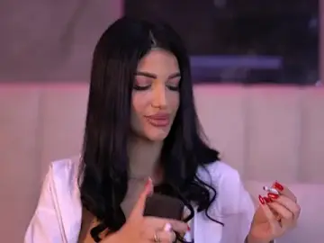 Stripchat Sex Cam of RaisaKali