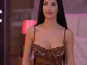 Stripchat Adult Webcam of RaisaKali