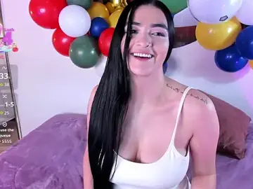 Stripchat Sex Cam of miel_gomez