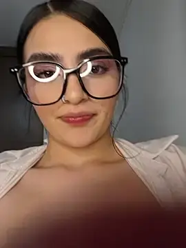 Stripchat Adult Webcam of miel_gomez