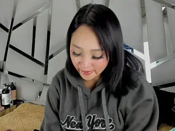 Stripchat Live Porn of Catherinee69_x