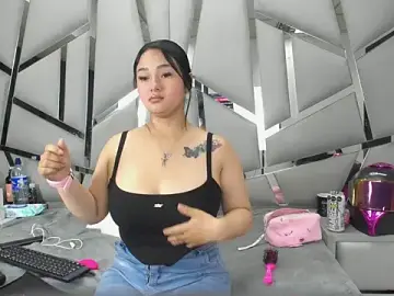 Stripchat Sex Cam of Catherinee69_x
