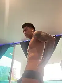 Stripchat Adult Webcam of Dominiofit