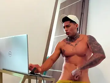 Stripchat Watch Live Sex Cams of Dominiofit