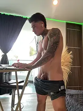Stripchat Free Live Porn of Dominiofit